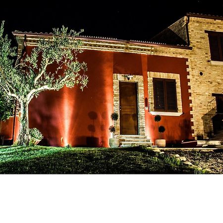 Dimora Rosso Piceno Acomodação com café da manhã Offida Exterior foto